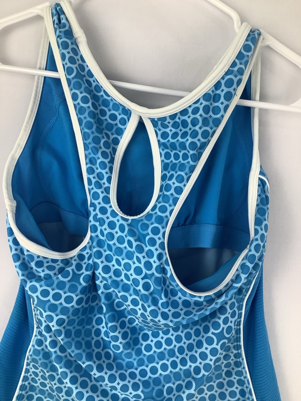 Nike Women’s Racerback Athletic Tank Top - Picture 5 of 5